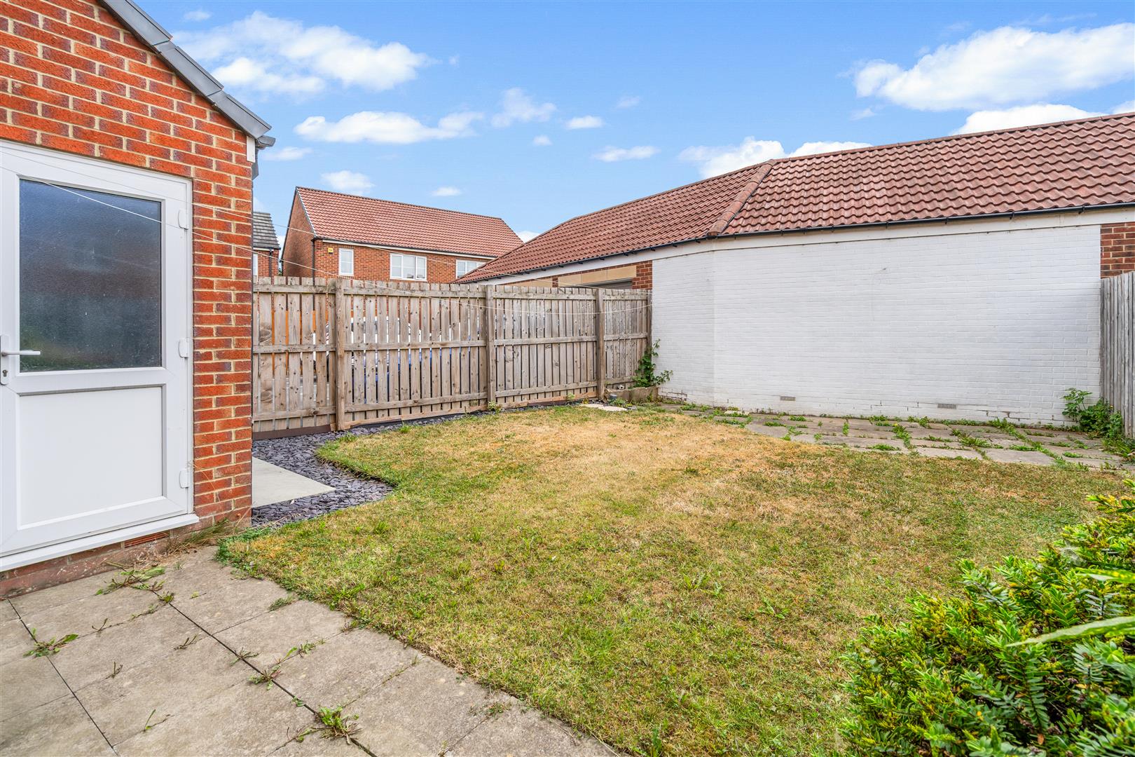 DSC09871-4.jpg